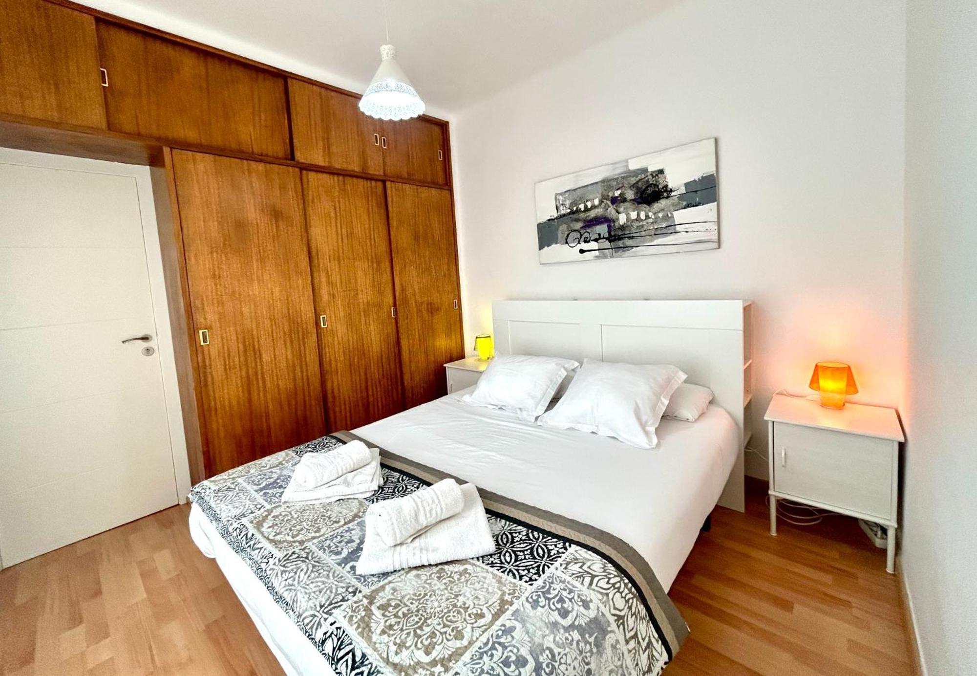 Apartment Carrer D'Olesa Barcelona Exterior photo